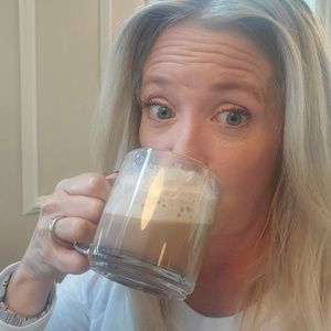 Meet your Posher, Ruth-ann